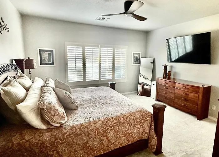 Dom wakacyjny Desert Getaway 5br With Pool Near Phoenix