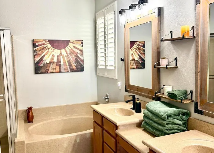 Desert Getaway 5br With Pool Near Phoenix Maricopa